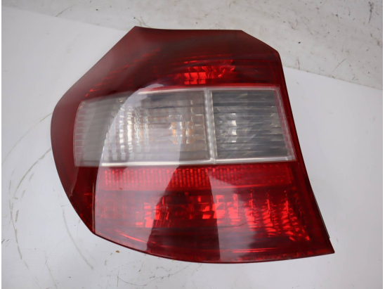 Feu arrière gauche occasion B.M.W. SERIE 1 I Phase 1 - 118 D 122ch