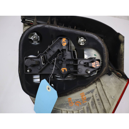 Feu arrière gauche occasion B.M.W. SERIE 1 I Phase 1 - 118 D 122ch