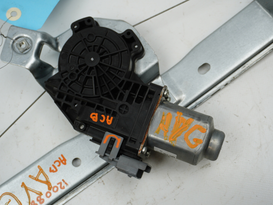 MECANISME+MOTEUR LEVE-GLACE AVG