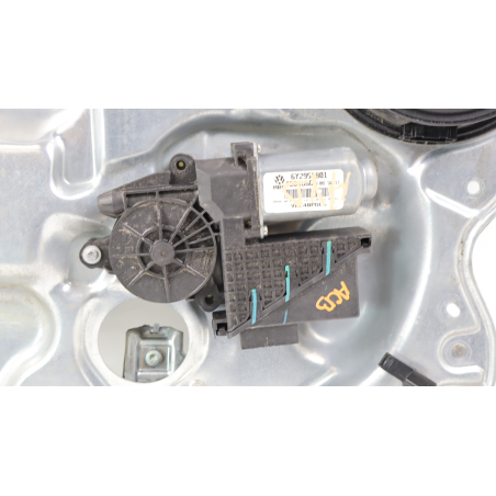 MECANISME+MOTEUR LEVE-GLACE AVD