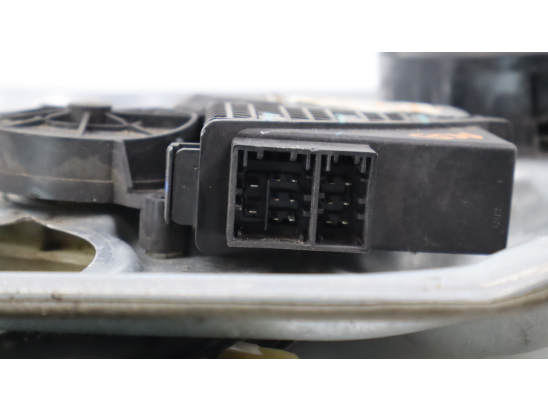 MECANISME+MOTEUR LEVE-GLACE AVD