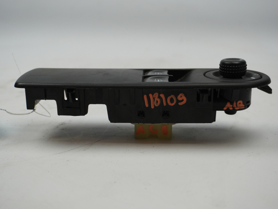 COMMANDE LEVE-GLACE PORTE AVG