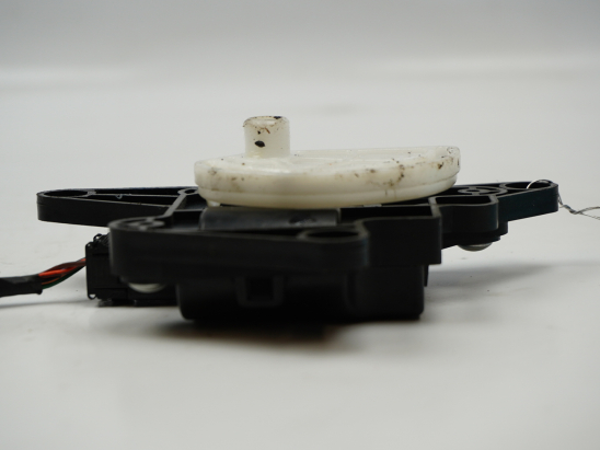 Moteur volet de chauffage occasion KIA SPORTAGE II Phase 2 - 2.0 CRDI 140ch 4WD