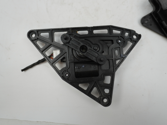 Moteur volet de chauffage occasion KIA SPORTAGE II Phase 2 - 2.0 CRDI 140ch 4WD