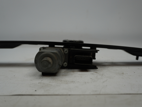 MECANISME+MOTEUR LEVE-GLACE AVG