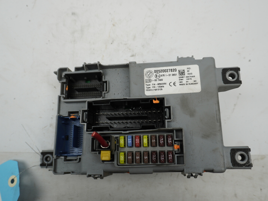 BSI (PLATINE FUSIBLE HABITACLE)