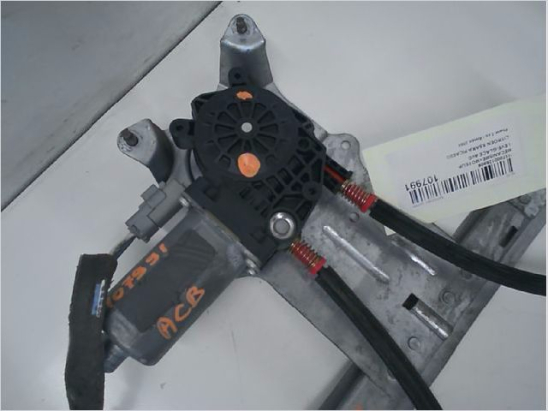 MECANISME+MOTEUR LEVE-GLACE AVG