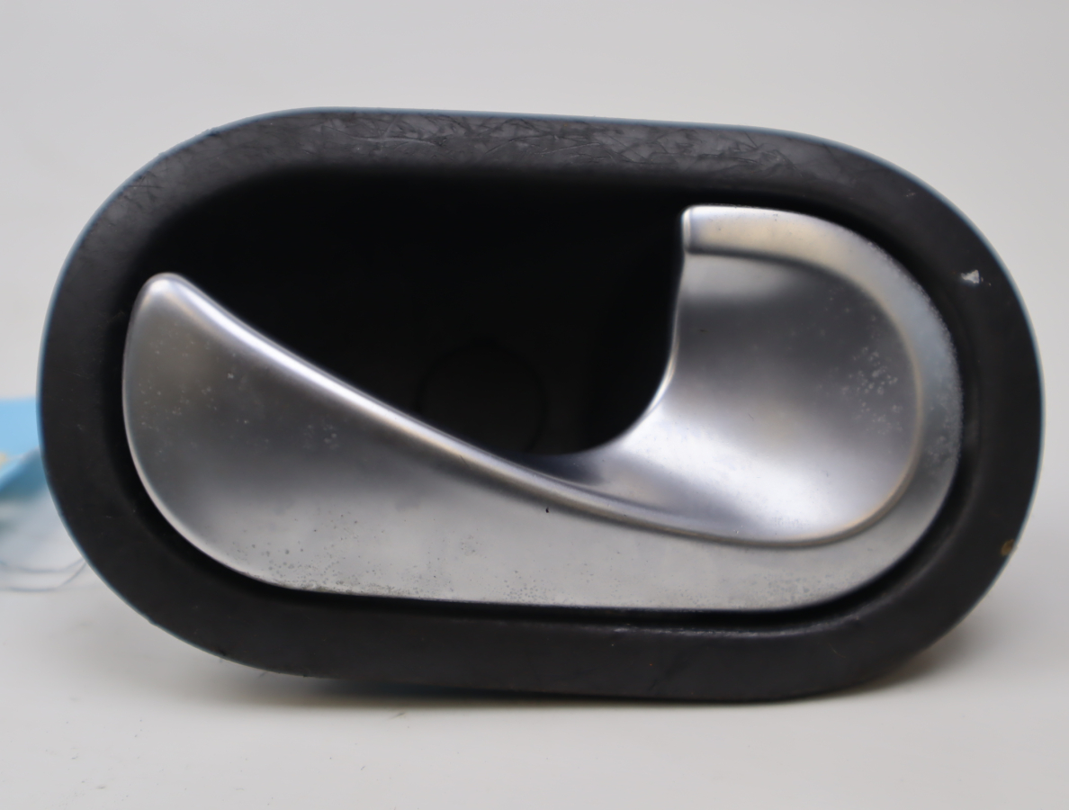 POIGNEE INT PORTE AVD