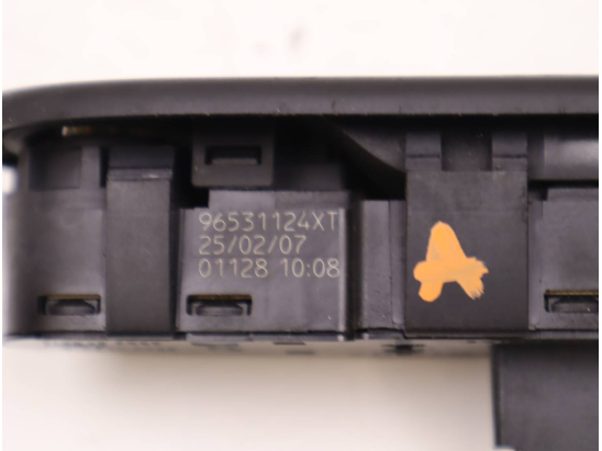 COMMANDE LEVE-GLACE PORTE AVG