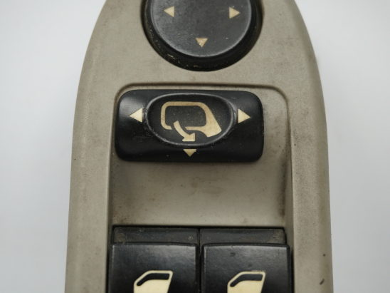 COMMANDE LEVE-GLACE PORTE AVG