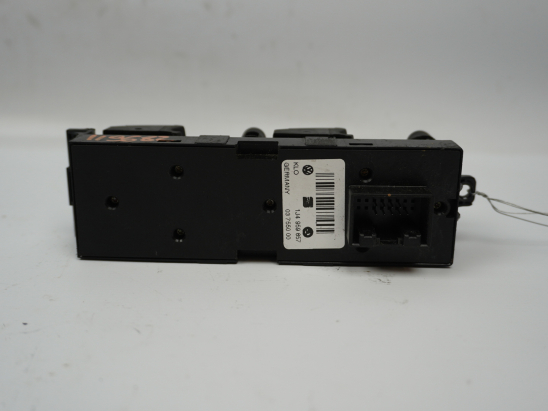 Commande lève-glace porte avant gauche occasion VOLKSWAGEN GOLF IV Phase 1 - 1.6i 8v 100ch