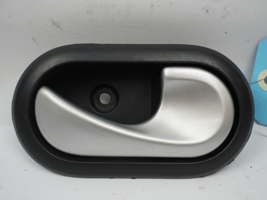 POIGNEE INT PORTE AVD