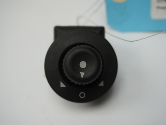 COMMANDE RETROVISSEUR EXT ELECTRIQUE