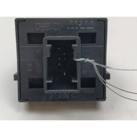 Commande lève-glace porte avant gauche occasion FIAT PUNTO EVO III Phase 1 - 1.4i GPL 77ch