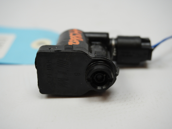 ACTIONNEUR PORTILLON AILE ARD