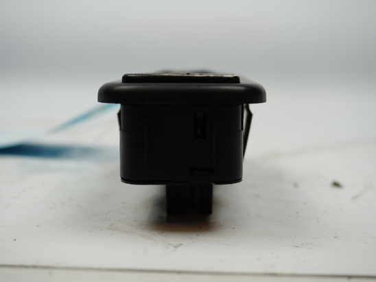 COMMANDE LEVE-GLACE PORTE AVG