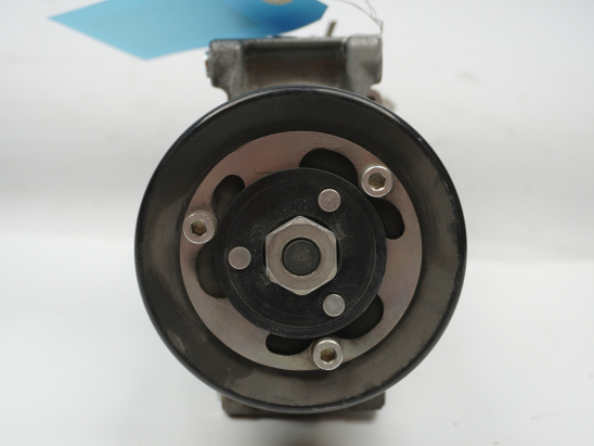 COMPRESSEUR AIR CONDITIONNE