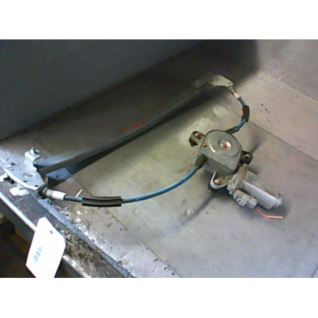 MECANISME+MOTEUR LEVE-GLACE ARD