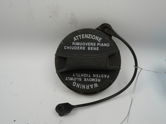 BOUCHON RESERVOIR A CARBURANT