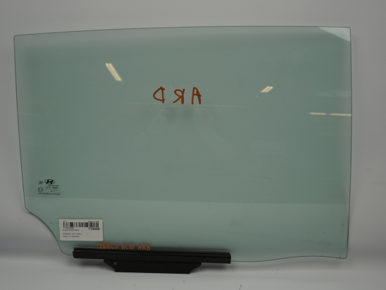 Glace porte ar d occasion HYUNDAI I 10 II Phase 1 - 1.2i 87ch