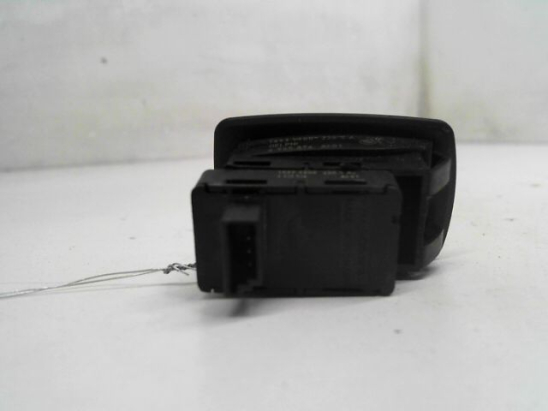 COMMANDE LEVE-GLACE PORTE AVD