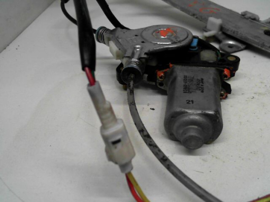 MECANISME+MOTEUR LEVE-GLACE AVG