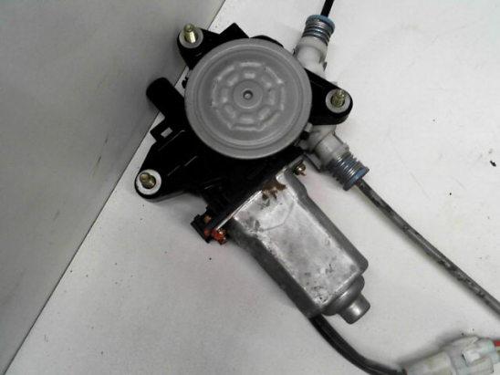 MECANISME+MOTEUR LEVE-GLACE AVG