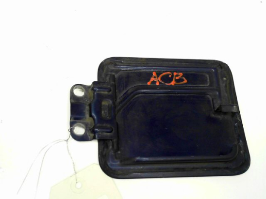 VOLET DE TRAPPE CARBURANT