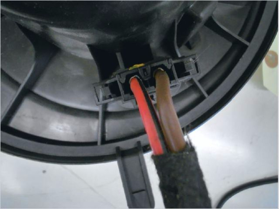 VENTILATEUR DE CHAUFFAGE