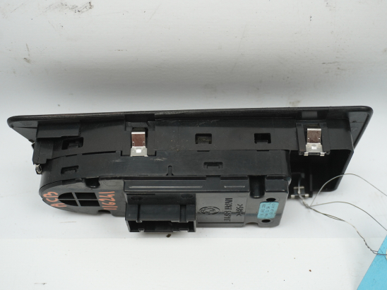 COMMANDE LEVE-GLACE PORTE AVG