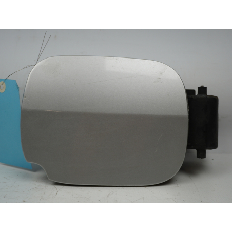 VOLET DE TRAPPE CARBURANT