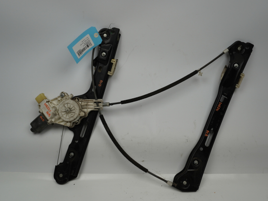 MECANISME+MOTEUR LEVE-GLACE AVD