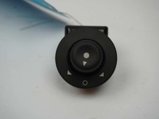 COMMANDE RETROVISSEUR EXT ELECTRIQUE