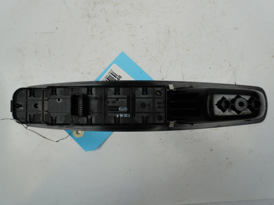 COMMANDE LEVE-GLACE PORTE AVG