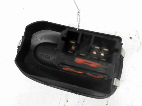 COMMANDE LEVE-GLACE PORTE AVD