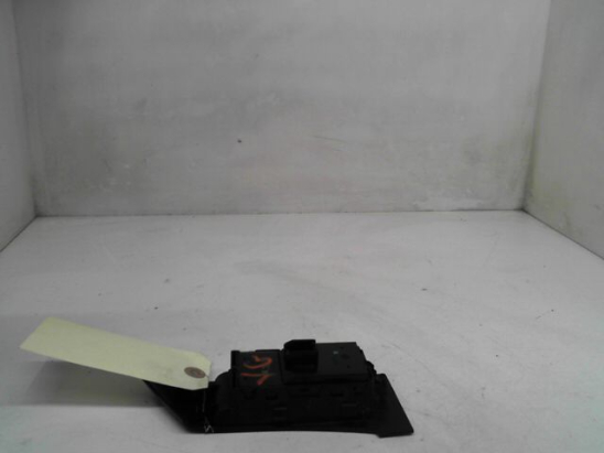 COMMANDE LEVE-GLACE PORTE AVG