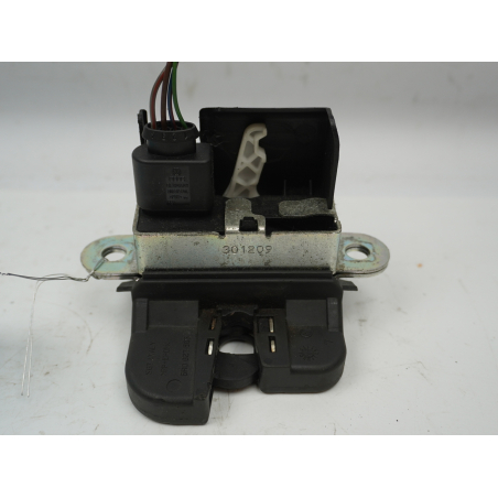 Serrure hayon occasion VOLKSWAGEN POLO V Phase 1 - 1.6 TDI 75ch