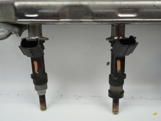 Rampe injection occasion TOYOTA YARIS III Phase 2 - 1.3 VVT-I 100ch