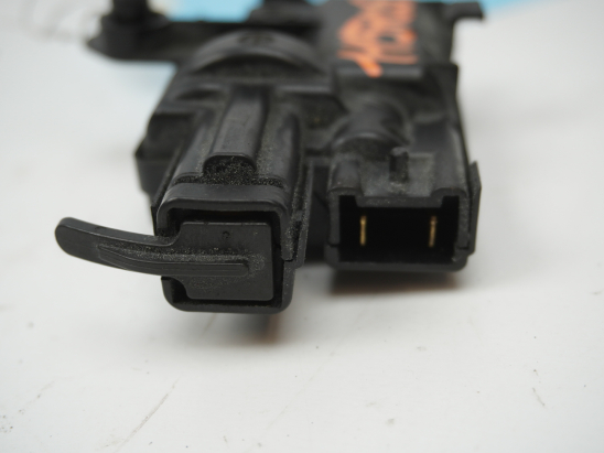 ACTIONNEUR PORTILLON AILE ARD