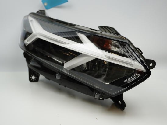 Phare droit occasion DACIA JOGGER Phase 2 - 1.6i EH 90ch