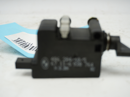 ACTIONNEUR PORTILLON AILE ARD