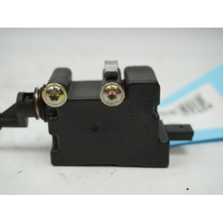 ACTIONNEUR PORTILLON AILE ARD