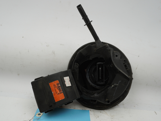 VOLET DE TRAPPE CARBURANT