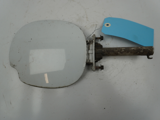 VOLET DE TRAPPE CARBURANT