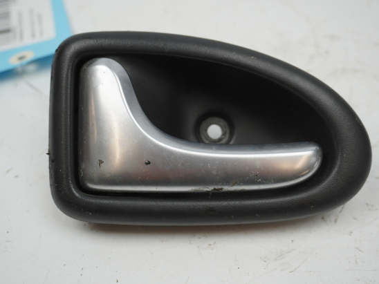 POIGNEE INT PORTE AVG