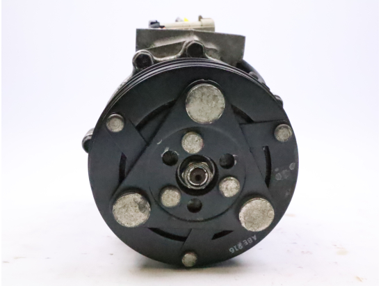 COMPRESSEUR AIR CONDITIONNE