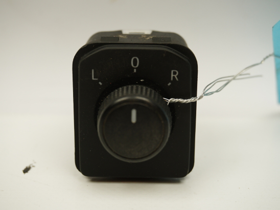 COMMANDE RETROVISSEUR EXT ELECTRIQUE