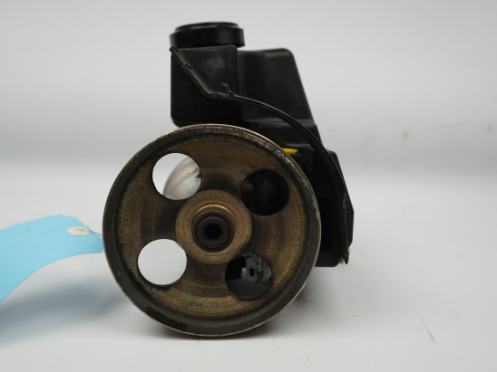 POMPE DIRECTION ASSISTEE