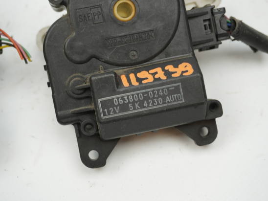 MOTEUR VOLET DE CHAUFFAGE