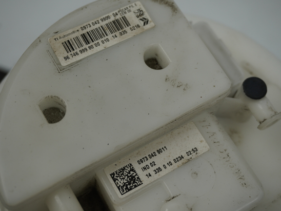 POMPE CARBURANT IMMERGEE